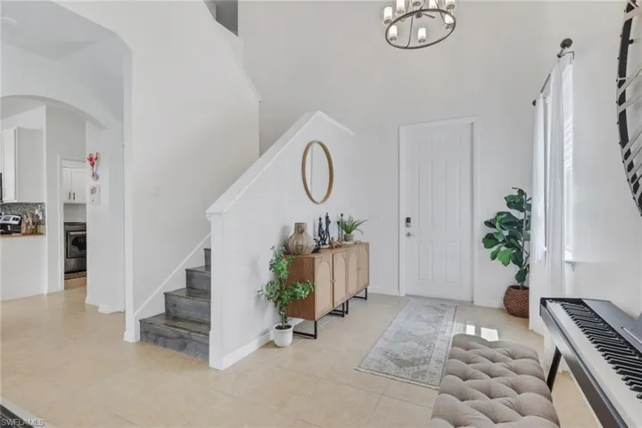 1557 Birdie Dr, Naples, Florida 34120