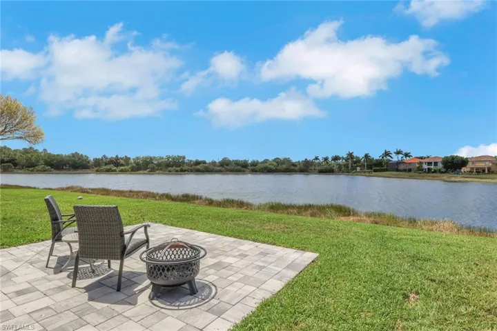 1557 Birdie Dr, Naples, Florida 34120