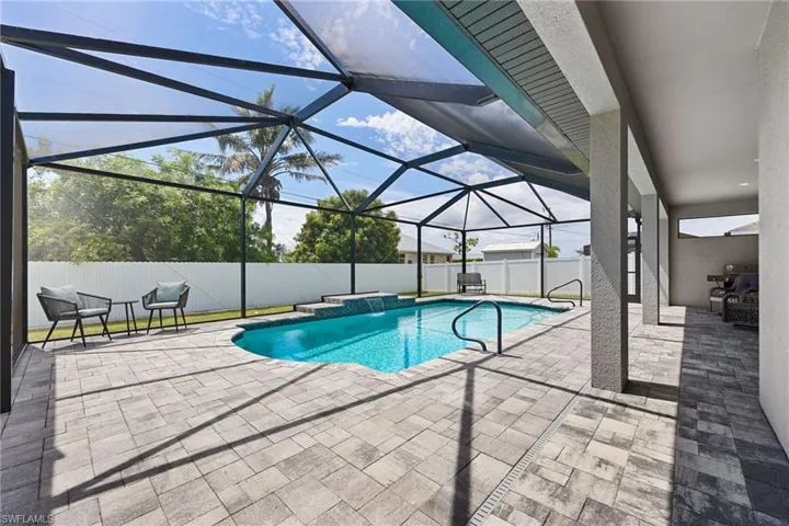 1110 Ne 7th Pl, Cape Coral, Florida 33909