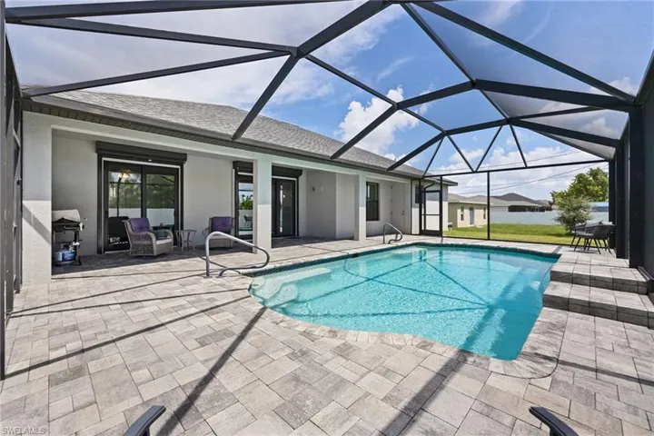 1110 Ne 7th Pl, Cape Coral, Florida 33909