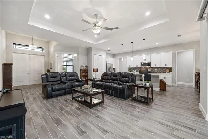 1110 Ne 7th Pl, Cape Coral, Florida 33909