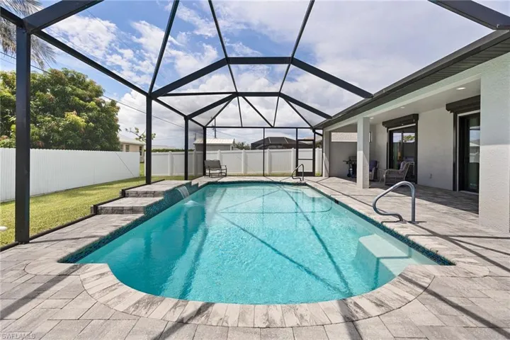 1110 Ne 7th Pl, Cape Coral, Florida 33909