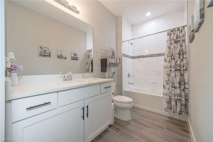 1110 Ne 7th Pl, Cape Coral, Florida 33909