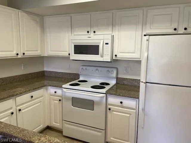 4127  Residence  DR, Fort Myers, FL 33901
