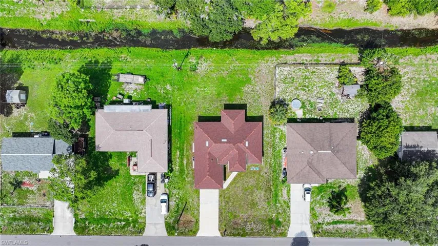 127 Connecticut Rd, Lehigh Acres, Florida 33936