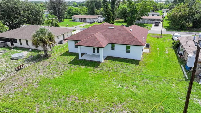 127 Connecticut Rd, Lehigh Acres, Florida 33936