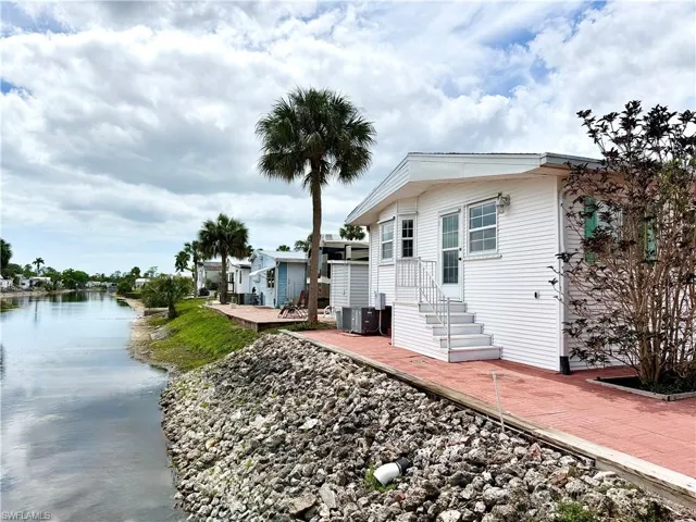 332  Imperial Wilder  BLVD, Naples, FL 34114