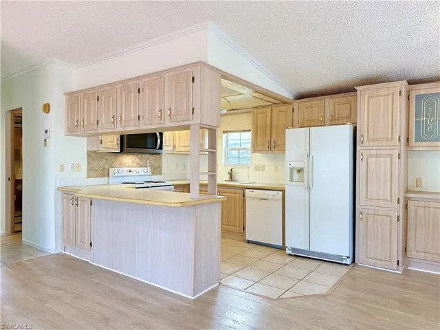 332  Imperial Wilder  BLVD, Naples, FL 34114