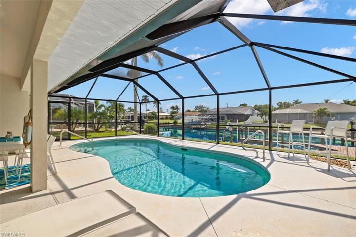 Brand New Pool Cage 2023