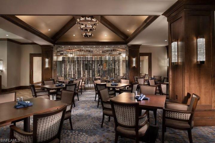 Clubhouse dining