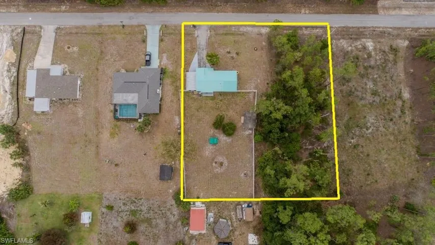 1313  Cleveland  AVE, Lehigh Acres, FL 33972