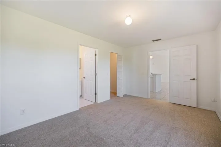 Beautiful new carpet throughout ALL of the bedrooms