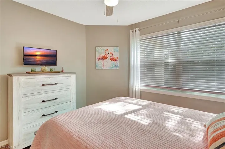 Gues Bedroom - 2