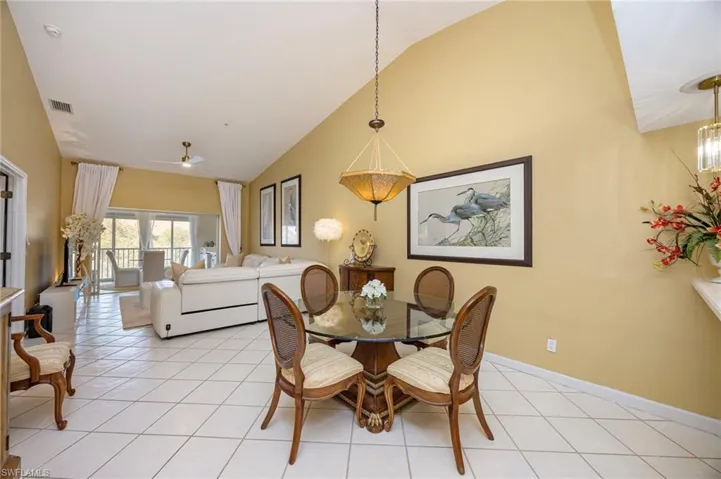Volume ceilings and stylish decor provide an airy grand feeling