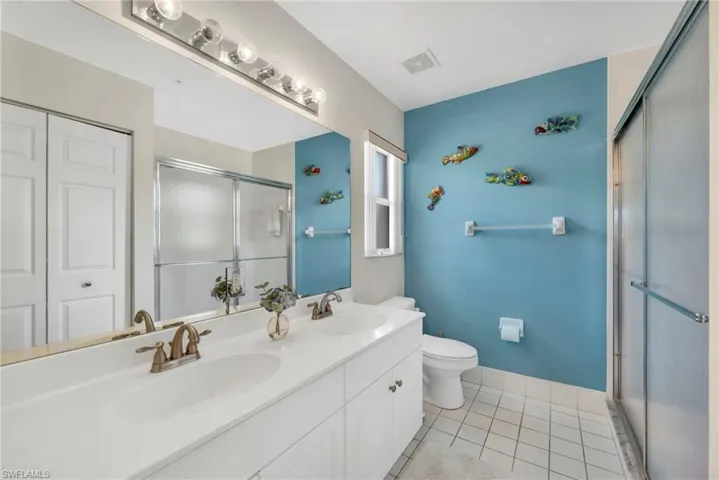2469 Millcreek Ln 204, Naples, Florida 34119