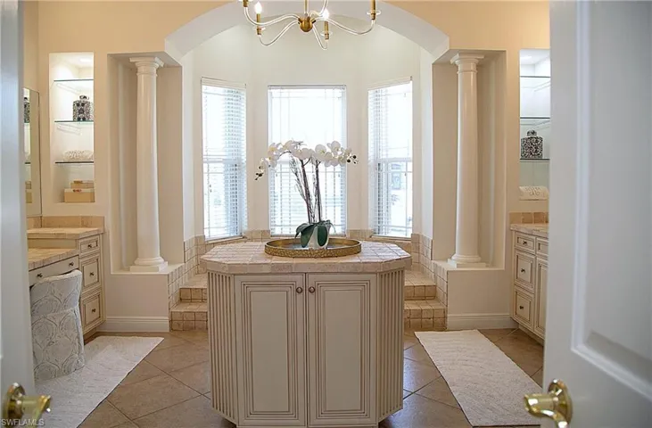 15200 Blackhawk Dr, Fort Myers, Florida 33912