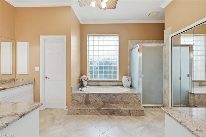 14860 Laguna Dr, Fort Myers, Florida 33908