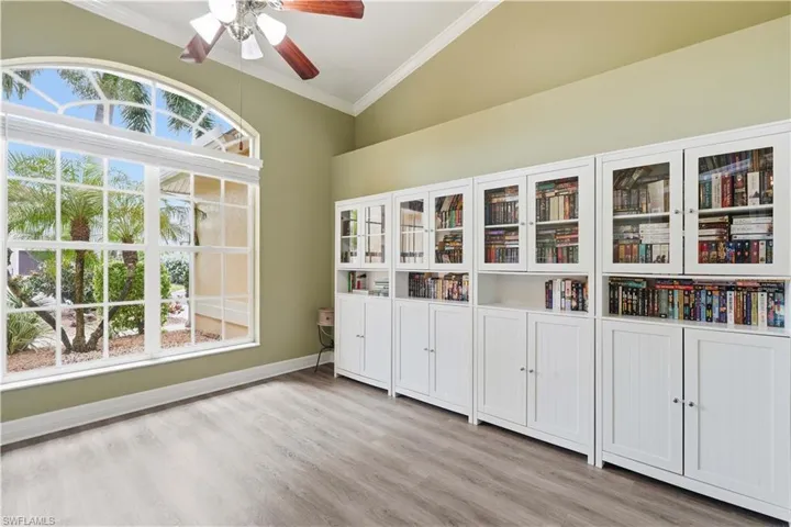 14860 Laguna Dr, Fort Myers, Florida 33908