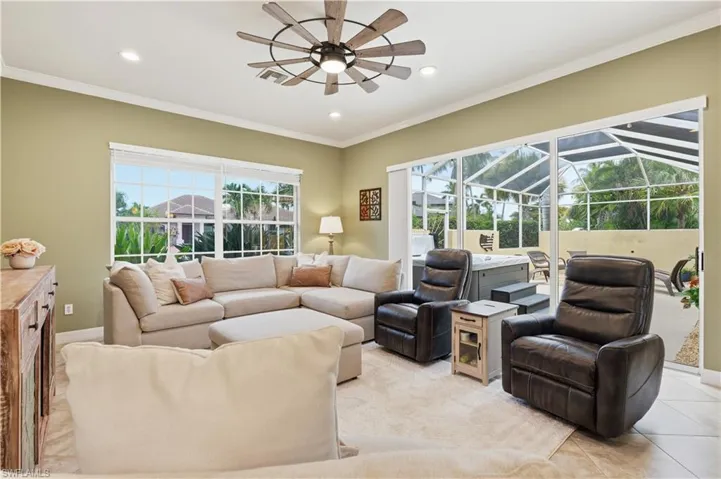 14860 Laguna Dr, Fort Myers, Florida 33908