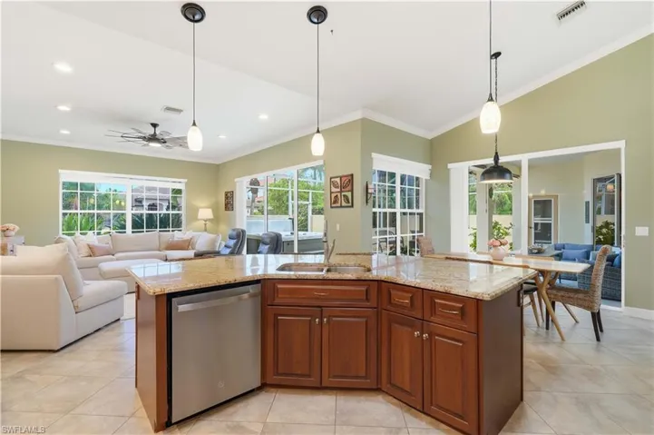 14860 Laguna Dr, Fort Myers, Florida 33908