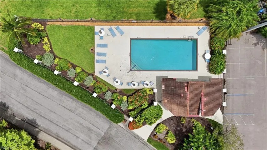 14860 Laguna Dr, Fort Myers, Florida 33908