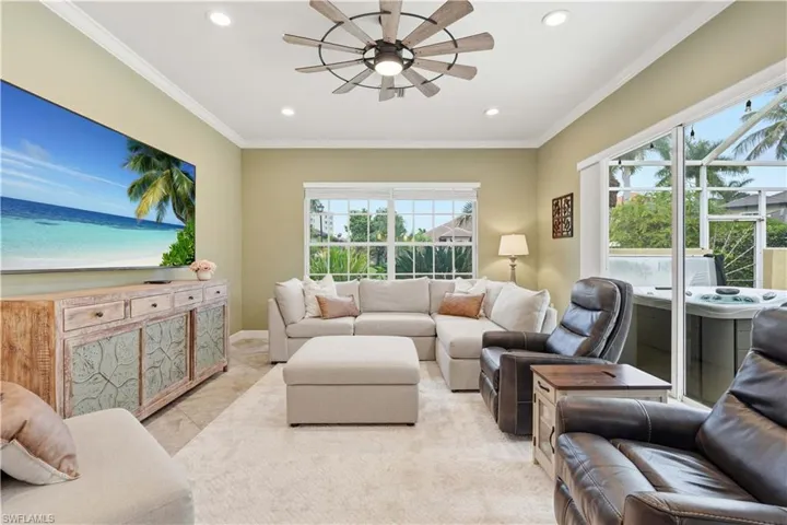 14860 Laguna Dr, Fort Myers, Florida 33908