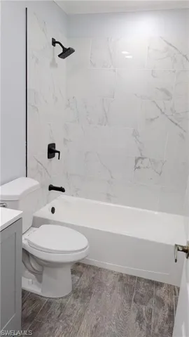 8091 Queen Palm Ln # 315, Fort Myers Fl 33966