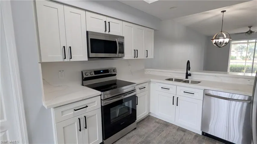 8091 Queen Palm Ln # 315, Fort Myers Fl 33966