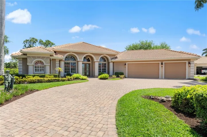 Horseshoe drive