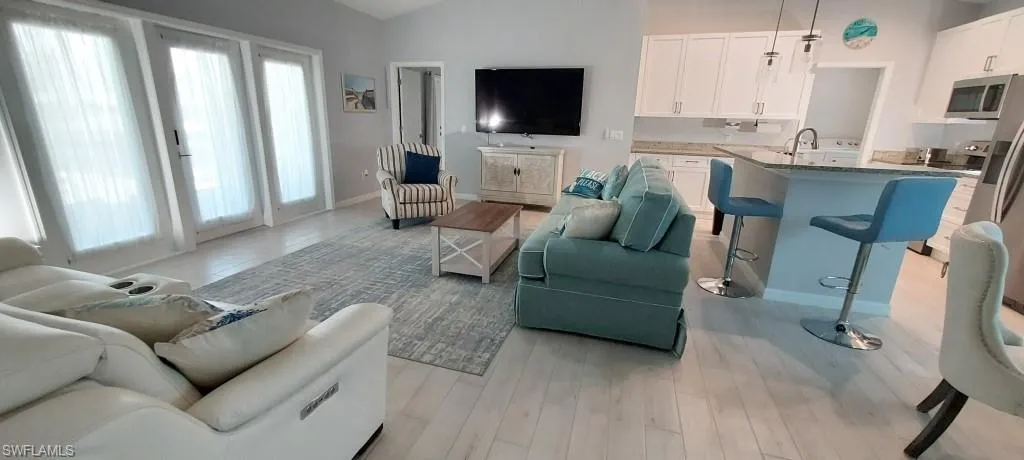 431  Lazy  WAY, Fort Myers Beach, FL 33931