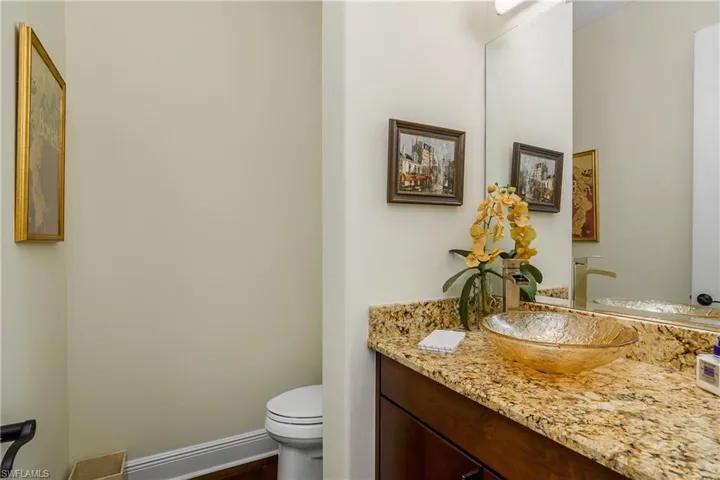 9413  Napoli  LN, Naples, FL 34113