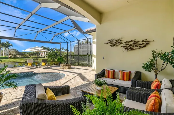 9413  Napoli  LN, Naples, FL 34113