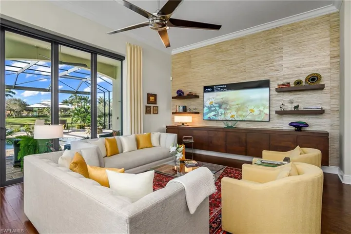 9413  Napoli  LN, Naples, FL 34113