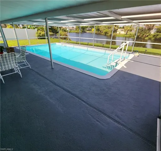 1061  Ridgeway  DR, North Fort Myers, FL 33903