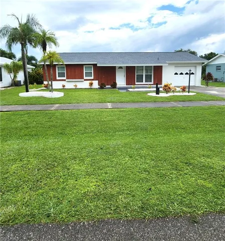 1061 Ridgeway Dr