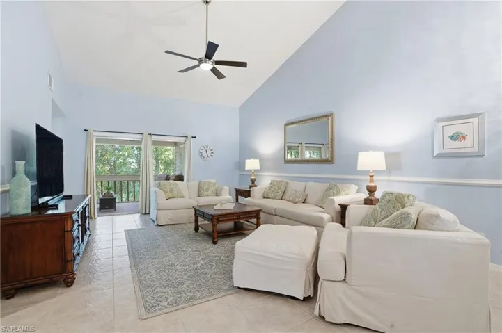 622 Wiggins Bay Dr # 22, Naples, Florida 34110