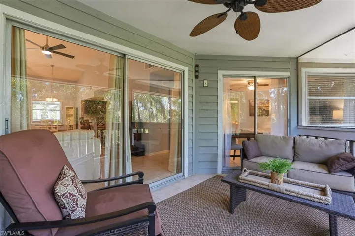622 Wiggins Bay Dr # 22, Naples, Florida 34110