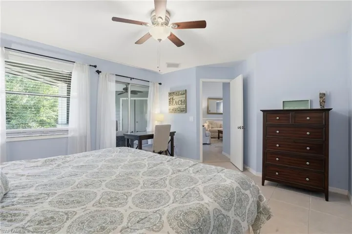 622 Wiggins Bay Dr # 22, Naples, Florida 34110