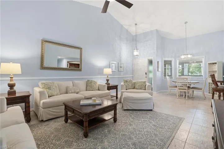 622 Wiggins Bay Dr # 22, Naples, Florida 34110