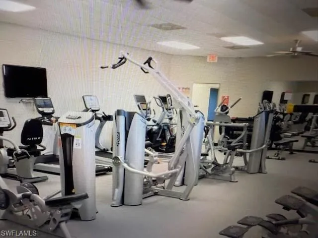 Gym with a ceiling fan
