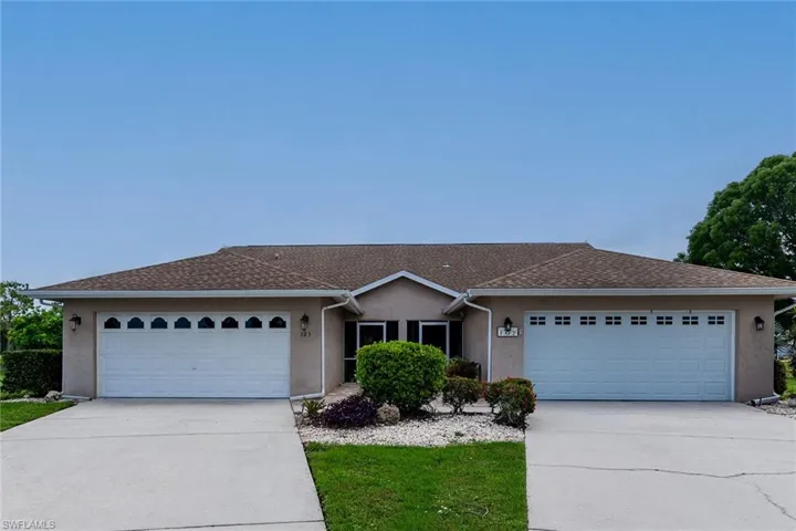 105  Tanglewood  CT, Naples, FL 34113