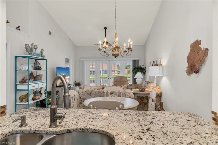 105  Tanglewood  CT, Naples, FL 34113
