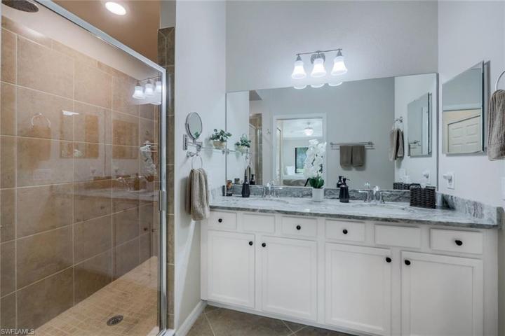 Primary Bath with Dual Sinks