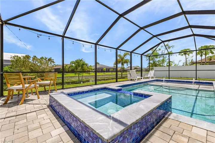 1015 Sw 15th Pl, Cape Coral, Florida 33991
