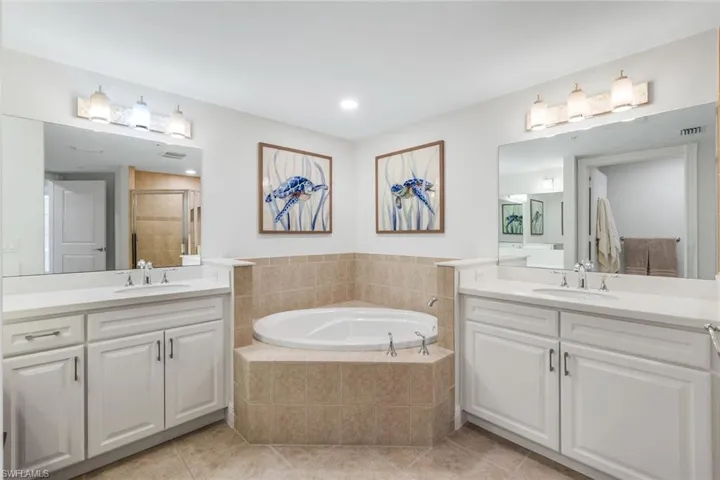 6021 Silver King Blvd # 203, Cape Coral, Florida 33914