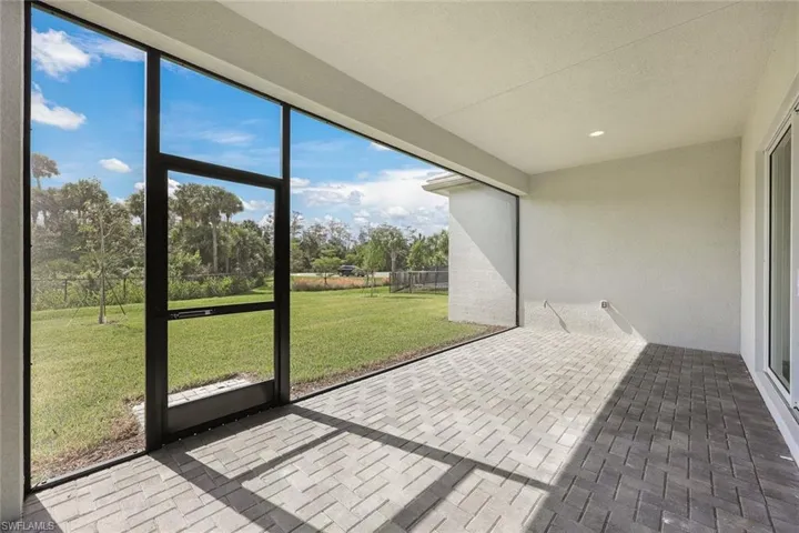 12216  Lotus  AVE, Naples, FL 34120