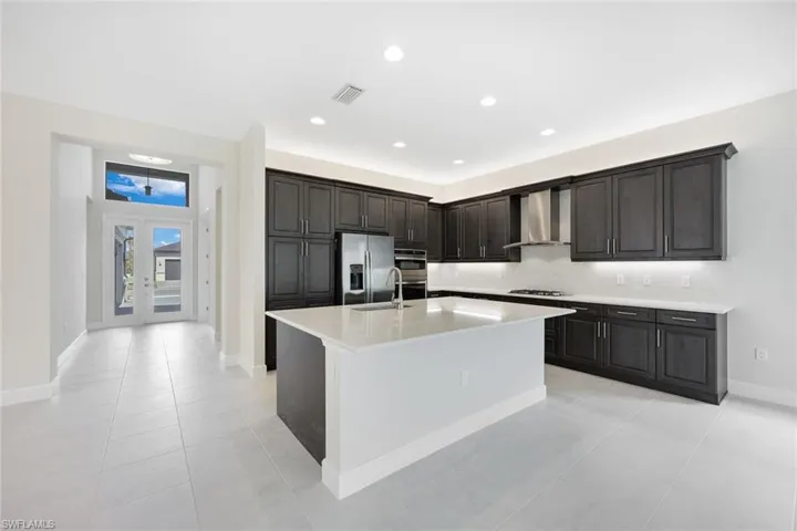12216  Lotus  AVE, Naples, FL 34120