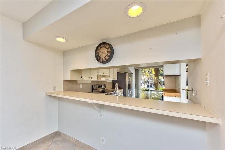 4130  Looking Glass  LN, Naples, FL 34112