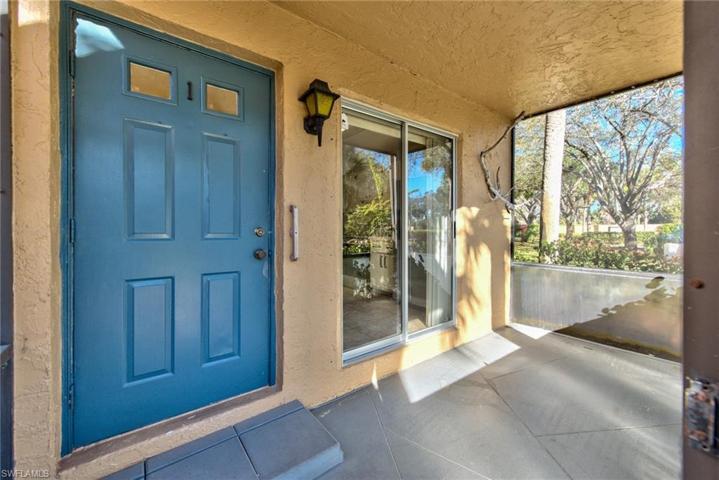 4130  Looking Glass  LN, Naples, FL 34112
