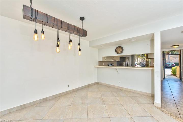 4130  Looking Glass  LN, Naples, FL 34112